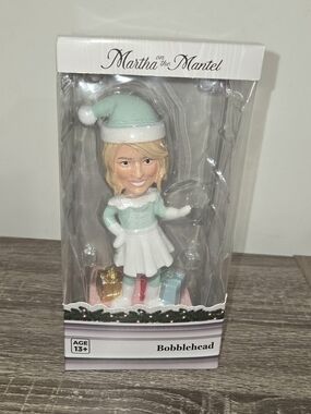 Martha on the Mantle Bobblehead Martha Stewart Figure New